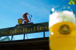 Biergarten Schlossallee Haag